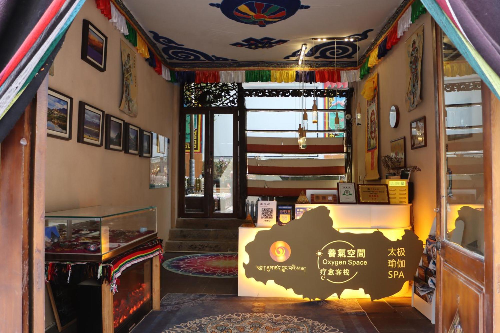 שנגרי - לה Energy Space Healing Inn מראה חיצוני תמונה